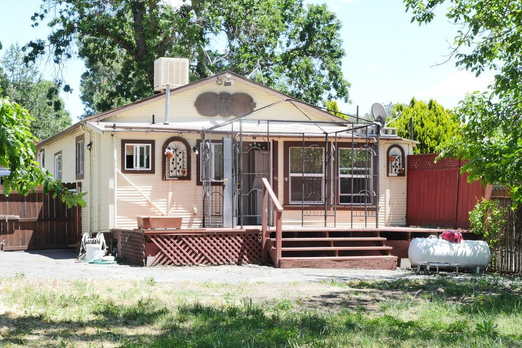 Villa Bungalow On The Lake Clearlake Exterior foto